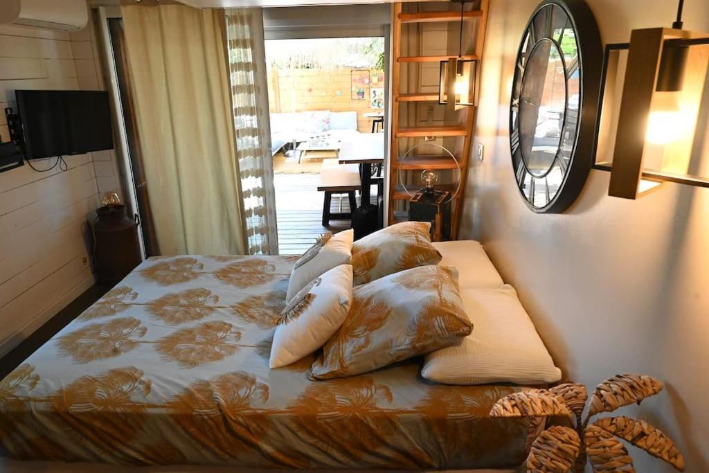 Apartament Petit Chalet " L' Oiseau De Paradis " Fréjus Zewnętrze zdjęcie